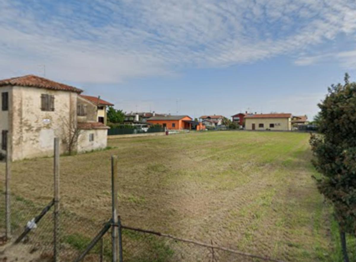 V0560 - Terreno edificabile in vendita a La Salute di Livenza - Immagine# 1