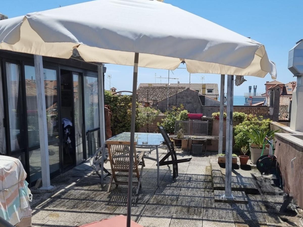 V0527 - Appartamento con terrazza vista mare nel centro storico di Caorle - Immagine# 1