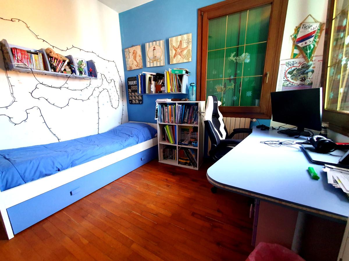 V0527 - Appartamento con terrazza vista mare nel centro storico di Caorle - Immagine# 15