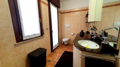 V0531 - Appartamento trilocale fronte mare in vendita a Caorle - Immagine# 19