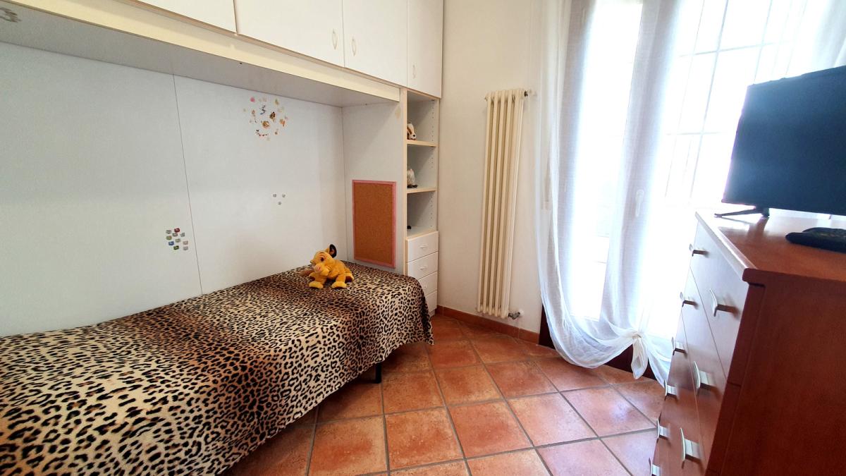 V0531 - Appartamento trilocale fronte mare in vendita a Caorle - Immagine# 15